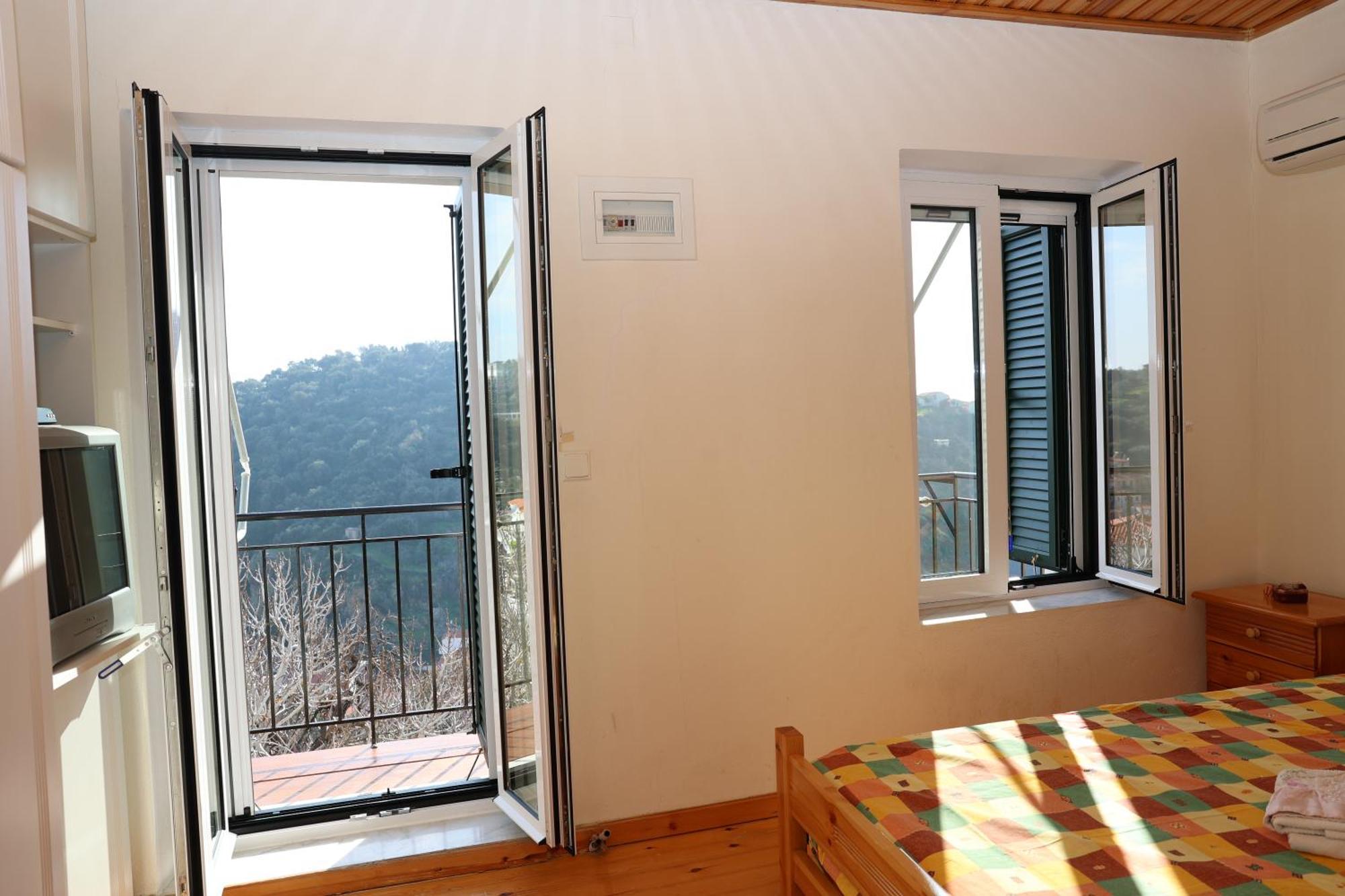 Mary'S Villas Plomari Exterior photo